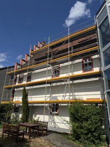 DAS RATHAUS GRAFENRHEINFELD WIRD BALD WIEDER STRAHLEN