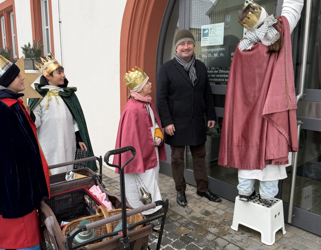Sternsinger bringen in Grafenrheinfeld den Segen