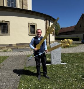 Die Zeit im Blick &ndash; Sanierung der Kirchturmuhr der Pfarrkirche Kreuzauffindung